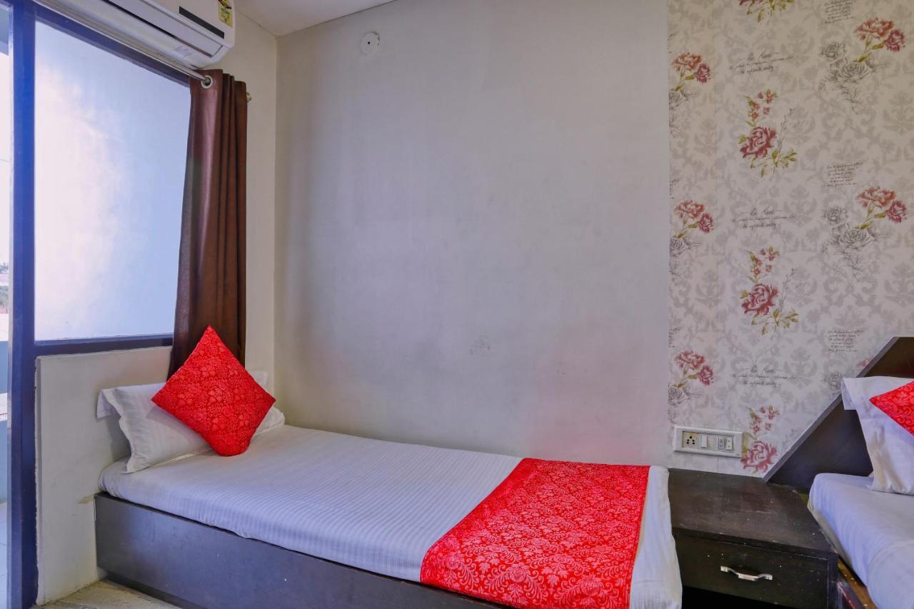Hotel Galaxy Indore Zewnętrze zdjęcie