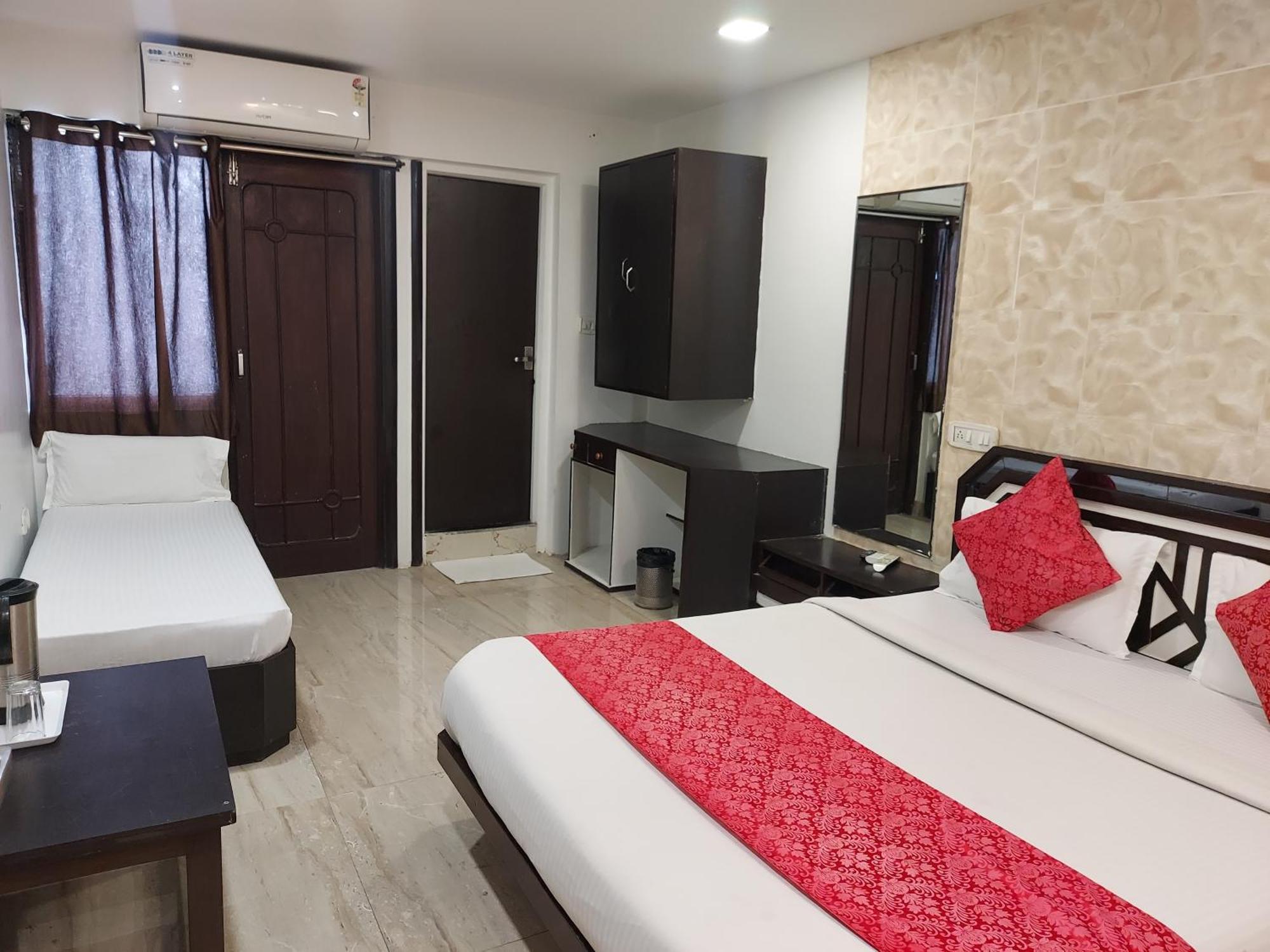 Hotel Galaxy Indore Zewnętrze zdjęcie